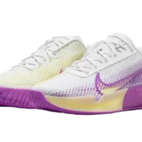 Nike White and Purple Sneakers - Picture 4 of 10